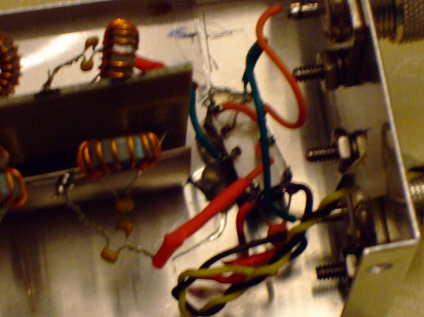 Band splitter relay